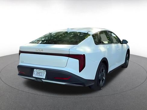 Used 2025 Kia K4 FWD image 15