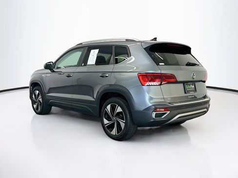 Used 2023 Volkswagen Taos SE w/ Panoramic Sunroof Package AWD/4WD image 5