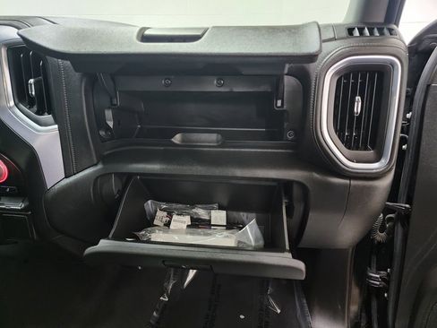 Used 2019 GMC Sierra 1500 SLE w/ SLE Value Package image 35