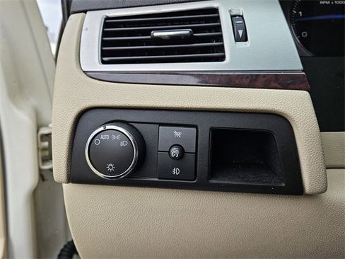 Used 2007 Cadillac Escalade AWD w/ Information Package image 24