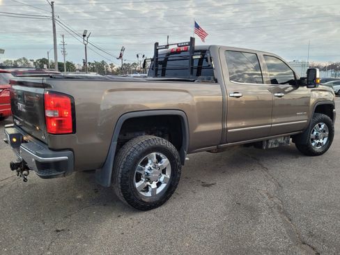 Used 2015 GMC Sierra 3500 SLT AWD/4WD image 10