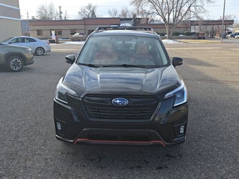Used 2023 Subaru Forester Sport image 2