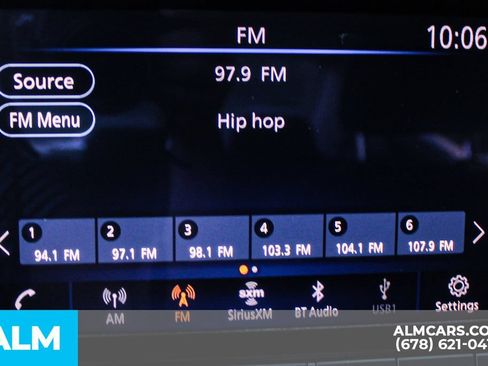 Used 2025 Nissan Altima 2.5 SV FWD image 32
