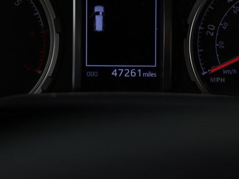 Used 2021 Toyota 4Runner TRD Off-Road Premium image 17