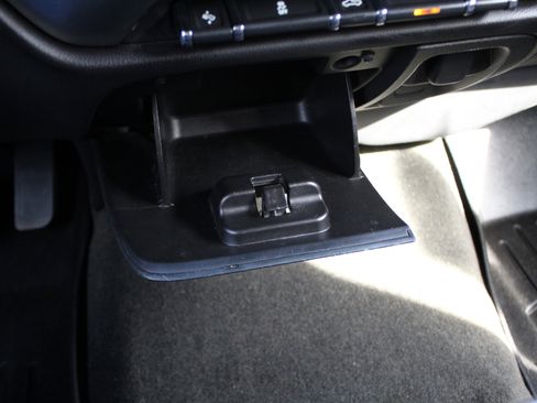 Used 2015 Chevrolet Silverado 1500 LT w/ All Star Edition AWD/4WD image 33