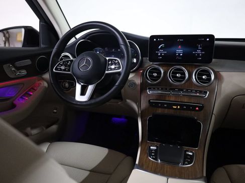 Used 2022 Mercedes-Benz GLC 300 4MATIC image 53