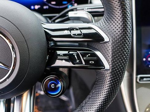 Certified 2024 Mercedes-Benz GLC 43 AMG 4MATIC image 16