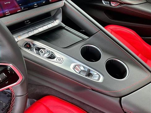 Used 2026 Chevrolet Corvette Stingray Convertible w/ 1LT RWD image 15
