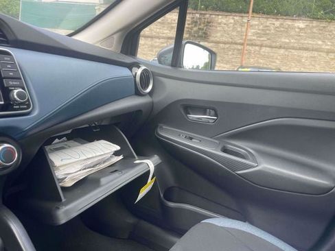 Used 2025 Nissan Versa SV w/ Trunk Package FWD image 33