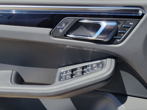 New 2026 Porsche Macan AWD/4WD image 24