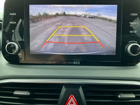 Used 2021 Hyundai Santa Fe SEL w/ Convenience Package image 18