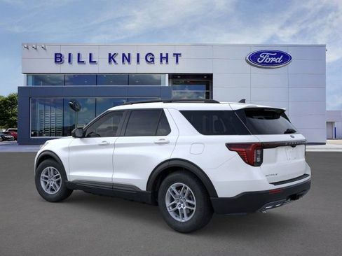New 2026 Ford Explorer Active w/ Active Comfort Package image 4