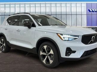 Used 2026 Volvo XC40 B5 Plus w/ Protection Package Premier video 1