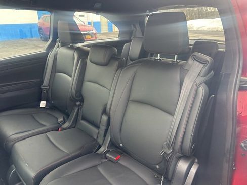 Used 2023 Honda Odyssey Sport image 9
