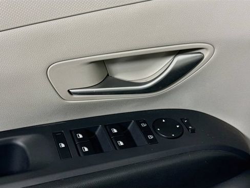 Certified 2025 Hyundai Tucson SEL FWD image 19