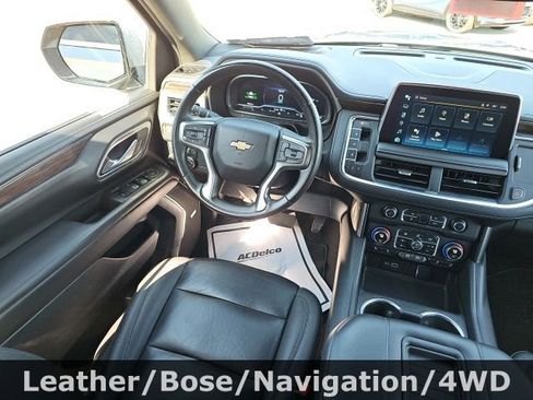 Used 2023 Chevrolet Suburban LT image 33