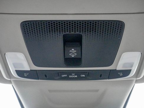 Used 2024 Honda CR-V EX-L image 27