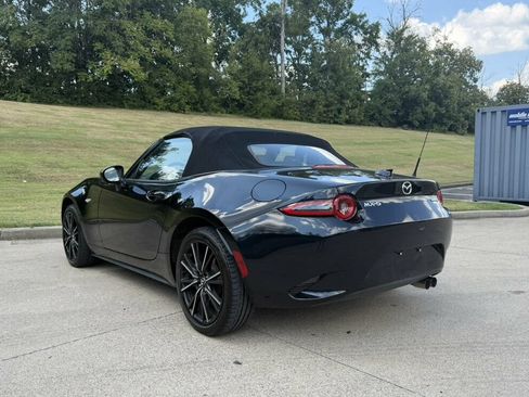 Used 2024 MAZDA MX-5 Miata Grand Touring RWD image 13