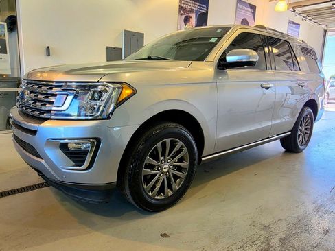 Used 2021 Ford Expedition Limited AWD/4WD image 4
