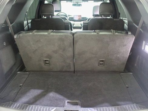 Used 2020 Ford Explorer Limited image 8