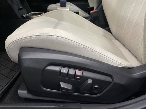 Certified 2025 MINI Cooper S image 18