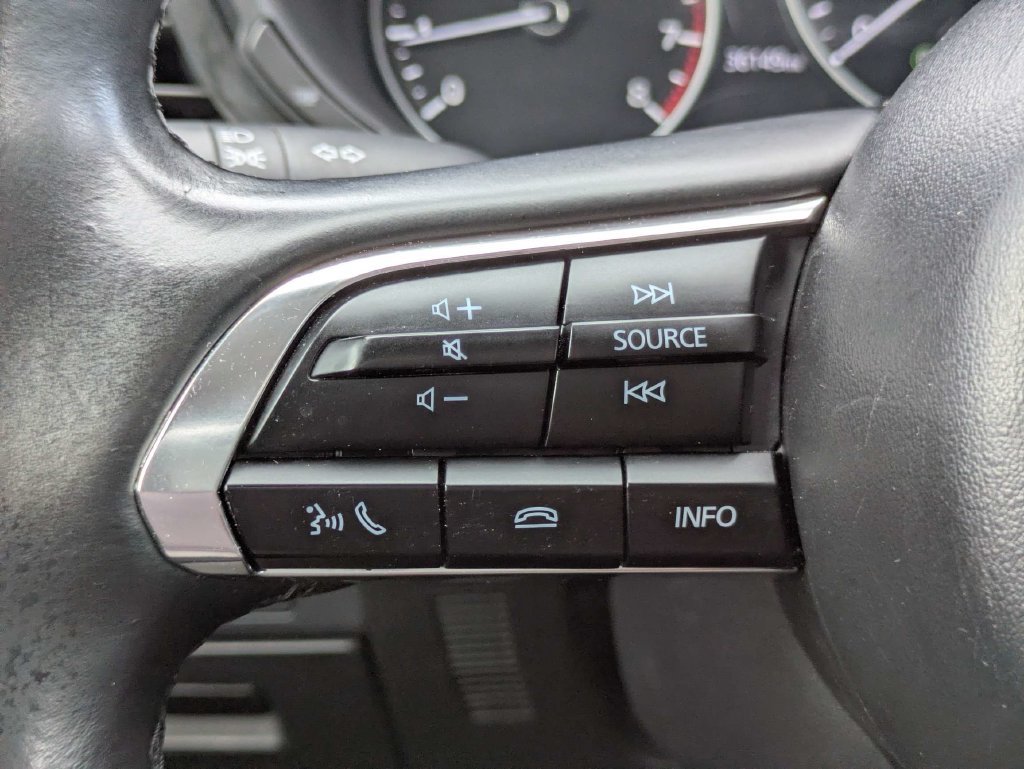 Used 2025 MAZDA MAZDA3 s FWD image 24
