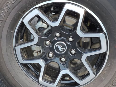 Used 2025 Ford Bronco Outer Banks image 12