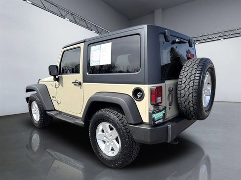 Used 2018 Jeep Wrangler Sport image 5