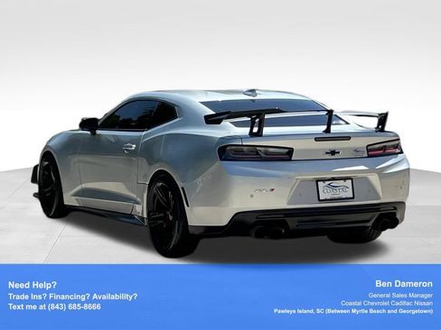 Used 2018 Chevrolet Camaro ZL1 RWD image 15