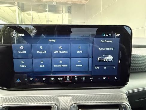 Used 2025 Ford Mustang GT Premium RWD image 23