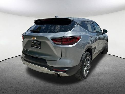 Used 2025 Chevrolet Blazer LT AWD/4WD image 15