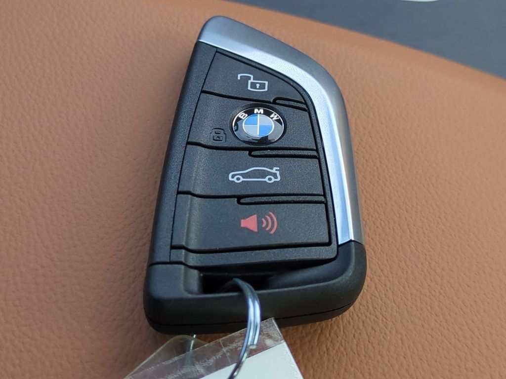 New 2026 BMW 330i Sedan w/ Premium Package RWD image 29