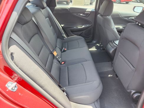 Used 2024 Chevrolet Malibu RS FWD image 18