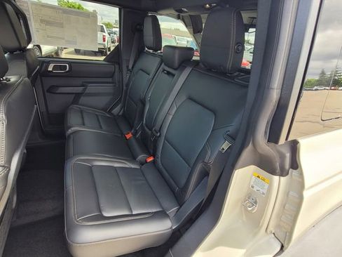 New 2026 Ford Bronco Badlands AWD/4WD image 6