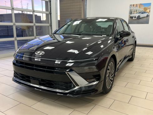 New 2026 Hyundai Sonata SEL image 2