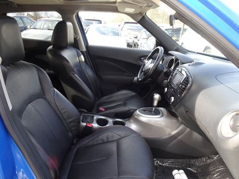 Used 2011 Nissan Juke SL AWD/4WD image 9