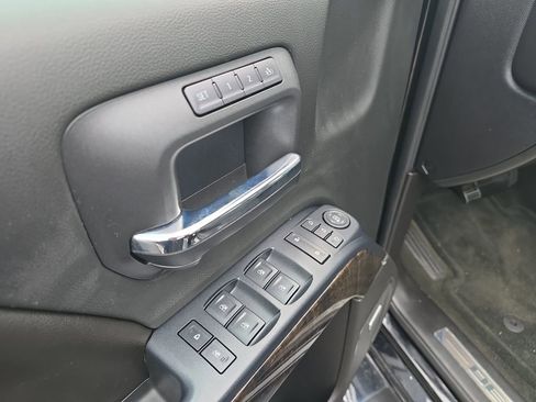 Used 2016 GMC Sierra 2500 Denali w/ Duramax Plus Package image 22