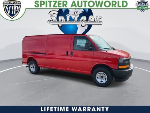 New 2026 GMC Savana 2500 Extended RWD image 2
