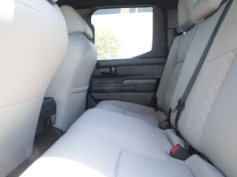 Used 2025 Toyota Tacoma SR5 image 17