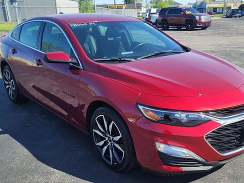 Used 2024 Chevrolet Malibu RS FWD image 2
