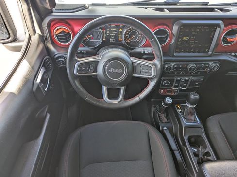 Used 2023 Jeep Gladiator Rubicon w/ Cold Weather Group AWD/4WD image 30