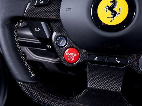 Used 2023 Ferrari F8 Tributo image 38