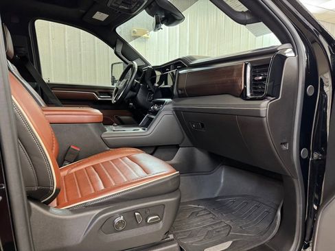Used 2025 GMC Sierra 2500 Denali Ultimate AWD/4WD image 27