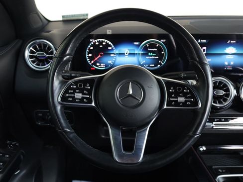 Used 2023 Mercedes-Benz EQB 300 4MATIC w/ Exclusive Package image 28