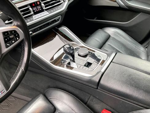 Used 2021 BMW X6 xDrive40i image 17