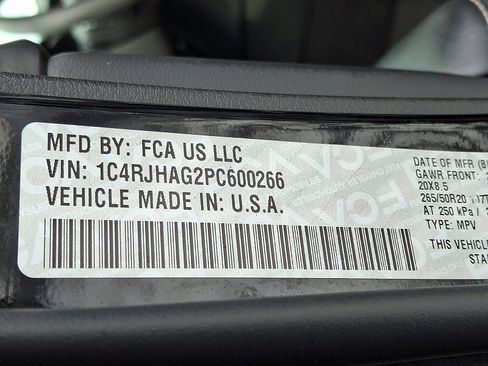 Certified 2023 Jeep Grand Cherokee Altitude image 27