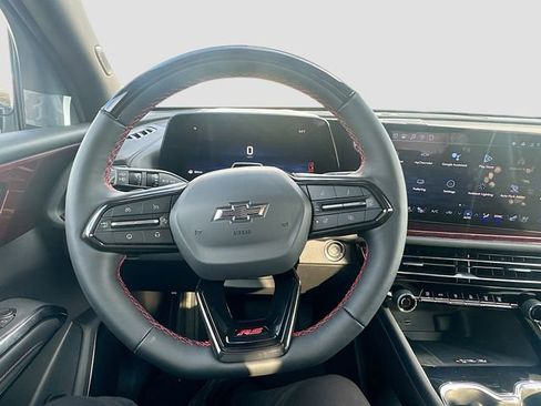 New 2026 Chevrolet Traverse RS image 11