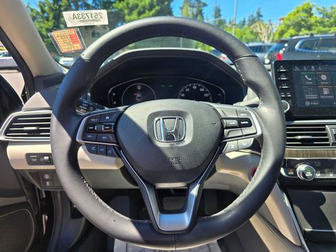 Used 2018 Honda Accord EX-L image 18
