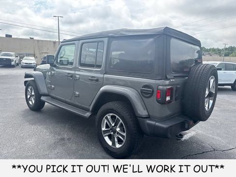 Used 2021 Jeep Wrangler Unlimited Sahara AWD/4WD image 9