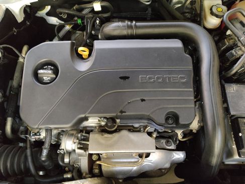 Used 2019 Chevrolet Malibu LT image 30